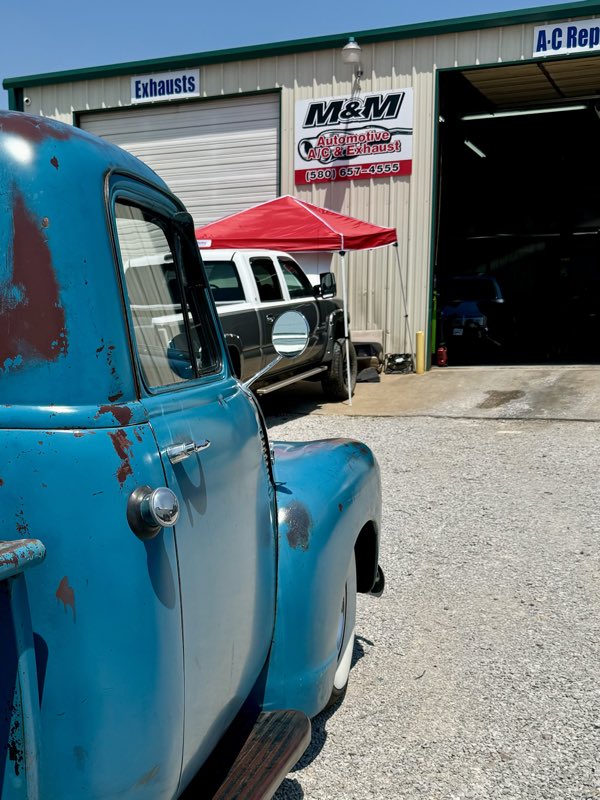 M&M Exhaust & Automotive shop photo